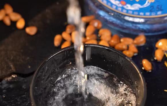 原味原漿，同醉同享——余上鷗直播公司原漿酒 案例分享