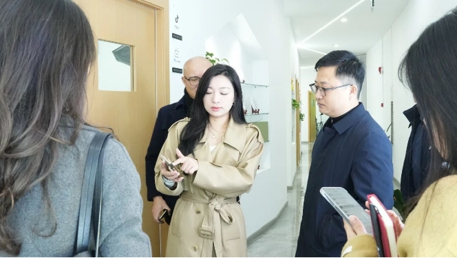 互信共榮 攜手前行 | 秀山廣聯(lián)陸港建設(shè)發(fā)展有限公司蒞臨余上鷗參觀調(diào)研