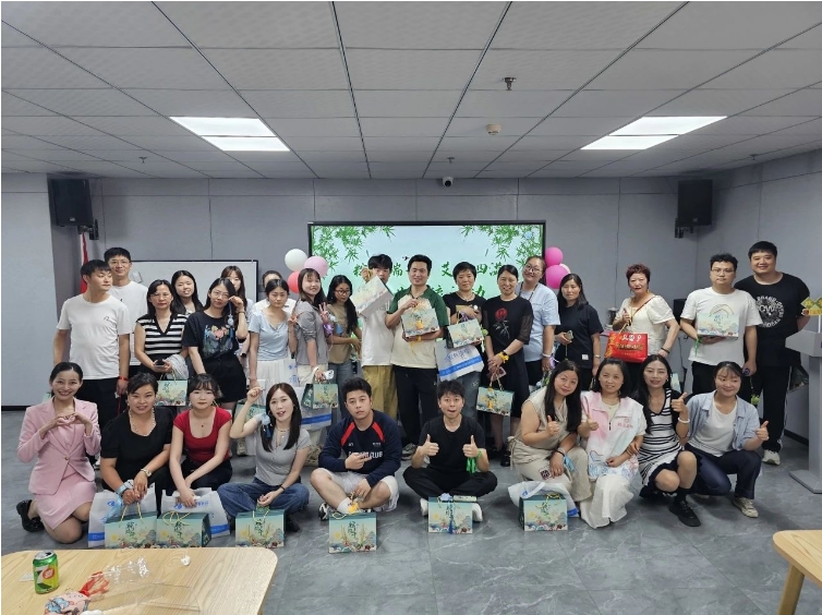 端陽覓友·艾香四溢|余上鷗集團開展端午企業(yè)聯(lián)誼活動